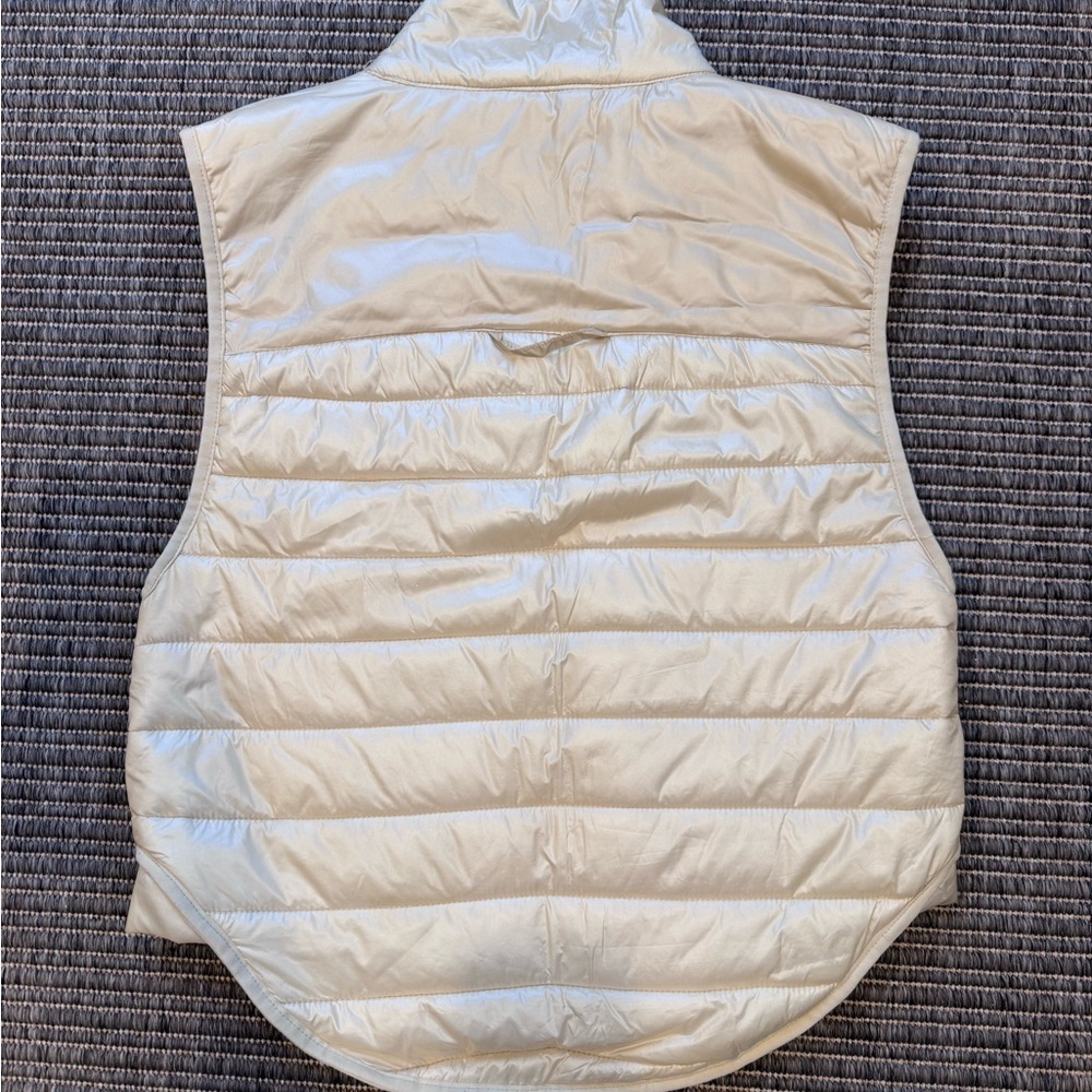 JoyLab Cream Puffer Vest - Picture 3 of 3